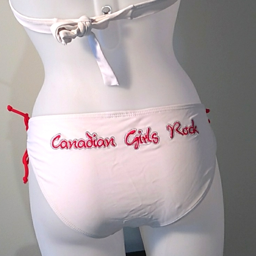FUN SPRING BREAK/ VACTION BIKINI! "CANADIAN GIRLS ROCK"